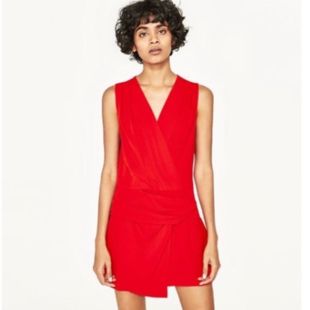 Zara Red Sleeveless Front Tie Knot Short Romper/Jumpsuit Size Medium